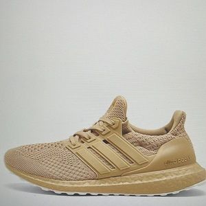 Women’s adidas ultra boost 5.0 DNA running shoes